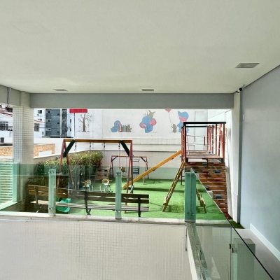 Apartamentos com 91m², 3 quartos, 1 suíte, 2 garagens, no bairro Campinas em São José