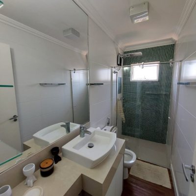 Cobertura com 125m², 3 quartos, 2 suítes, 1 garagem, no bairro Ingleses do Rio Vermelho em Florianópolis