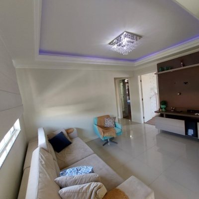 Cobertura com 125m², 3 quartos, 2 suítes, 1 garagem, no bairro Ingleses do Rio Vermelho em Florianópolis