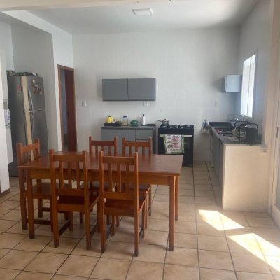 Casa Residencial com 340m², 5 quartos, 5 suítes, 5 garagens, no bairro Agronômica em Florianópolis