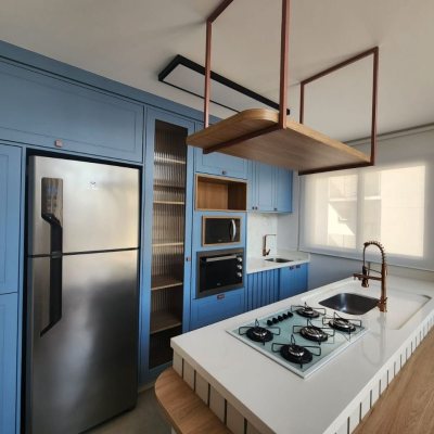 Apartamentos com 60m², 1 quarto (sendo 1 suíte), 1 garagem, no bairro Carvoeira em Florianópolis