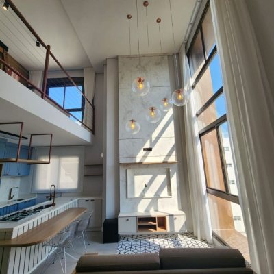 Apartamentos com 60m², 1 quarto (sendo 1 suíte), 1 garagem, no bairro Carvoeira em Florianópolis