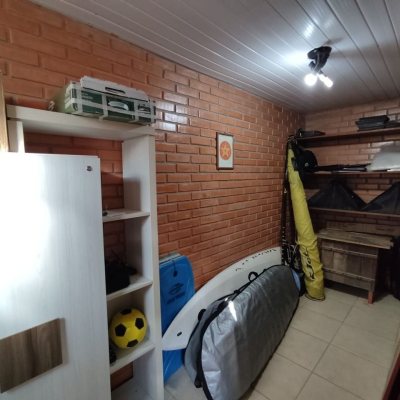 Casa Residencial com 188m², 5 quartos, 1 suíte, 3 garagens, no bairro Ingleses em Florianópolis