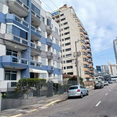 Apartamentos com 131m², 3 quartos, 2 suítes, 1 garagem, no bairro Balneário em Florianópolis