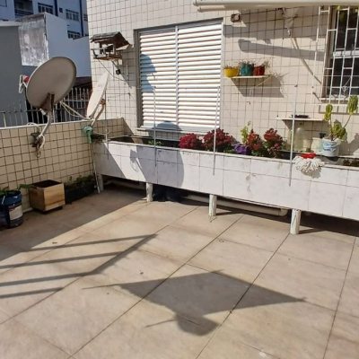 Apartamentos com 131m², 3 quartos, 2 suítes, 1 garagem, no bairro Balneário em Florianópolis