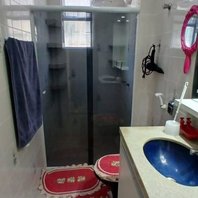 Apartamentos com 131m², 3 quartos, 2 suítes, 1 garagem, no bairro Balneário em Florianópolis