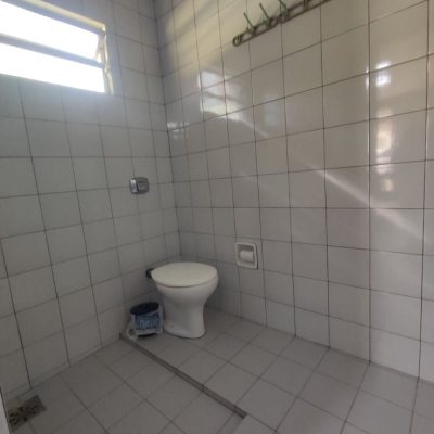Casa Residencial com 110m², 3 quartos, 2 garagens, no bairro Enseada de Brito em Palhoça