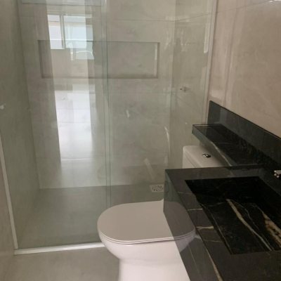 Casa Residencial com 116m², 3 quartos, 1 suíte, 2 garagens, no bairro Forquilhas em São José