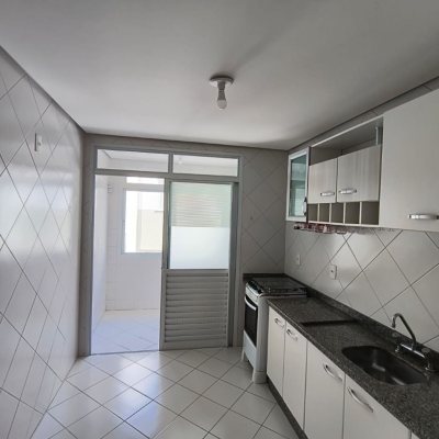 Apartamentos com 142m², 2 quartos, 2 suítes, 20 garagens, no bairro Lagoa da Conceição em Florianópolis
