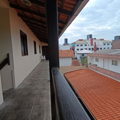 Apartamentos com 83m², 3 quartos, 1 garagem, no bairro Ingleses em Florianópolis
