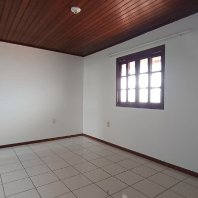 Apartamentos com 83m², 3 quartos, 1 garagem, no bairro Ingleses em Florianópolis