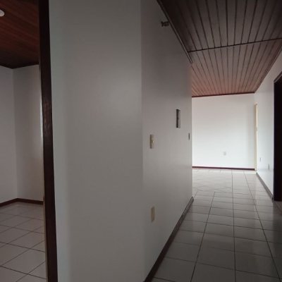 Apartamentos com 83m², 3 quartos, 1 garagem, no bairro Ingleses em Florianópolis