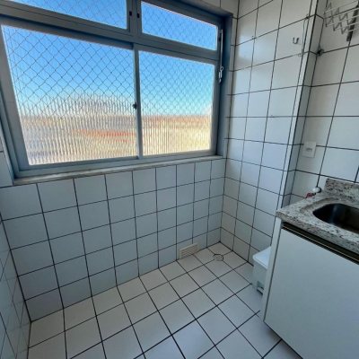 Apartamentos com 79m², 3 quartos, 1 garagem, no bairro Campinas em São José