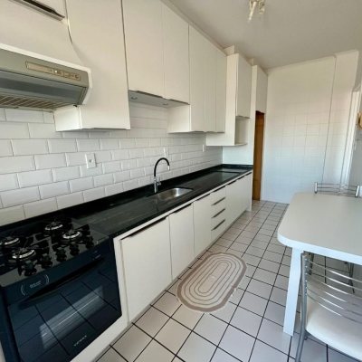 Apartamentos com 79m², 3 quartos, 1 garagem, no bairro Campinas em São José