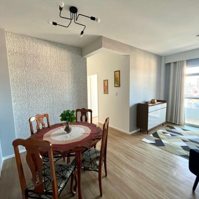 Apartamentos com 79m², 3 quartos, 1 garagem, no bairro Campinas em São José