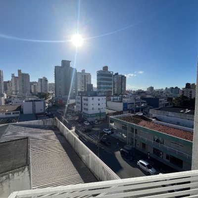 Apartamentos com 79m², 3 quartos, 1 garagem, no bairro Campinas em São José