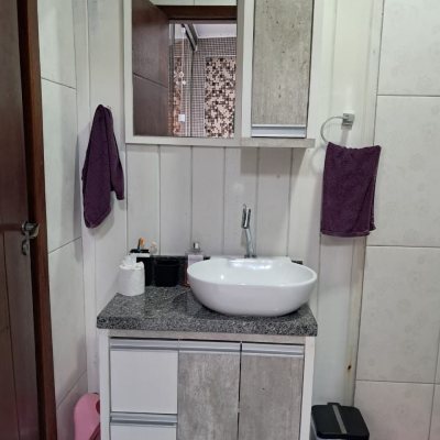 Casa Residencial com 75m², 3 quartos, 1 suíte, 4 garagens, no bairro Ingleses em Florianópolis