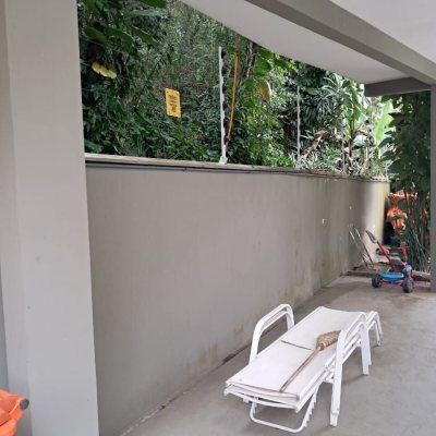 Casa Residencial com 75m², 3 quartos, 1 suíte, 4 garagens, no bairro Ingleses em Florianópolis
