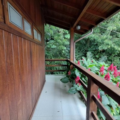 Casa Residencial com 75m², 3 quartos, 1 suíte, 4 garagens, no bairro Ingleses em Florianópolis