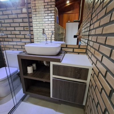 Casa Residencial com 75m², 3 quartos, 1 suíte, 4 garagens, no bairro Ingleses em Florianópolis