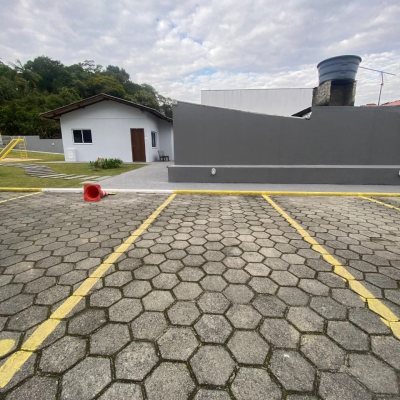 Apartamentos com 55m², 2 quartos, 1 garagem, no bairro Potecas em São José