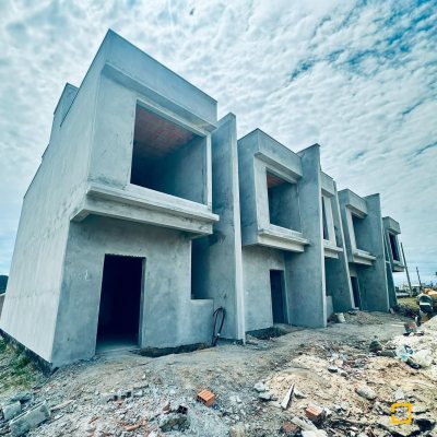 Casa Residencial com 120m², 3 quartos, 2 garagens, no bairro Ingleses do Rio Vermelho em Florianópolis