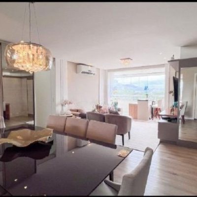 Apartamentos com 123m², 3 quartos, 1 suíte, 2 garagens, no bairro Itacorubi em Florianópolis