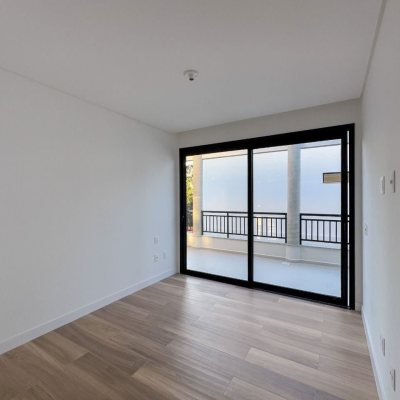 Casa em Condomínio com 230m², 3 quartos, 3 suítes, 2 garagens, no bairro Cacupé em Florianópolis