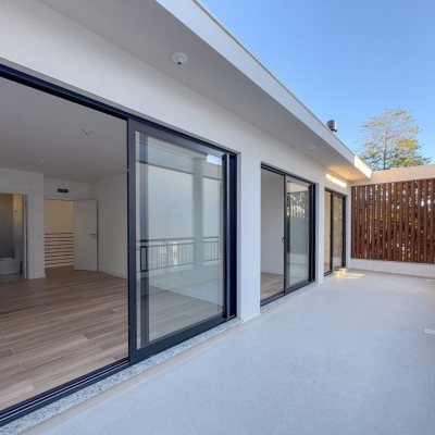 Casa em Condomínio com 230m², 3 quartos, 3 suítes, 2 garagens, no bairro Cacupé em Florianópolis