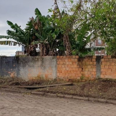 Terreno Comercial/Residencial com 929m², no bairro Campeche em Florianópolis