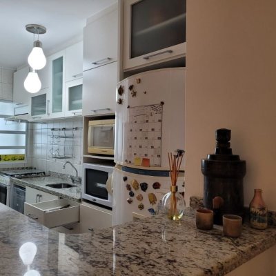 Apartamentos com 72m², 2 quartos, 1 suíte, 1 garagem, no bairro Itacorubi em Florianópolis
