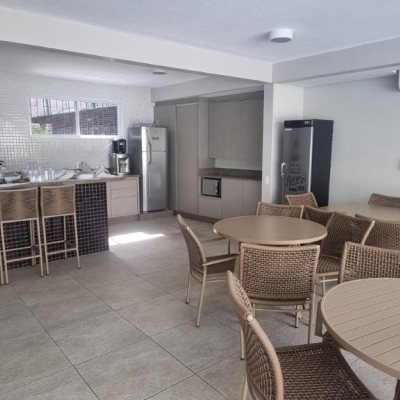 Apartamentos com 127m², 4 quartos, 1 suíte, 2 garagens, no bairro Itacorubi em Florianópolis