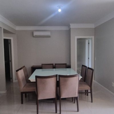 Apartamentos com 127m², 4 quartos, 1 suíte, 2 garagens, no bairro Itacorubi em Florianópolis