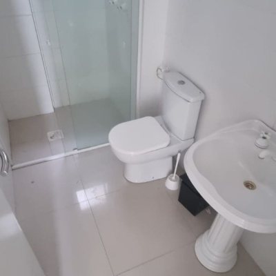 Apartamentos com 127m², 4 quartos, 1 suíte, 2 garagens, no bairro Itacorubi em Florianópolis