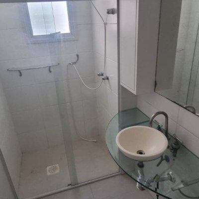 Apartamentos com 127m², 4 quartos, 1 suíte, 2 garagens, no bairro Itacorubi em Florianópolis
