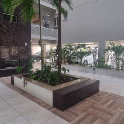 Apartamentos com 127m², 4 quartos, 1 suíte, 2 garagens, no bairro Itacorubi em Florianópolis