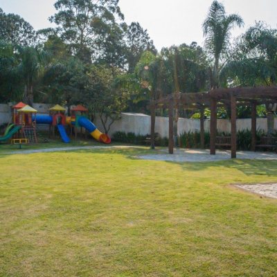 Casa em Condomínio com 235m², 4 quartos, 3 suítes, 2 garagens, no bairro Cachoeira do Bom Jesus em Florianópolis