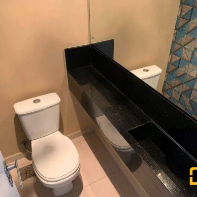 Casa em Condomínio com 197m², 4 quartos, 3 suítes, 2 garagens, no bairro Cachoeira do Bom Jesus em Florianópolis