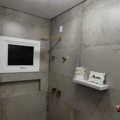 Casa em Condomínio com 411m², 5 quartos, 4 suítes, 2 garagens, no bairro Ratones em Florianópolis