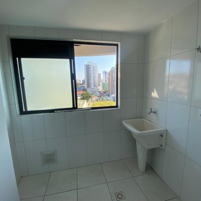 Apartamentos com 105m², 3 quartos, 1 suíte, 1 garagem, no bairro Agronômica em Florianópolis