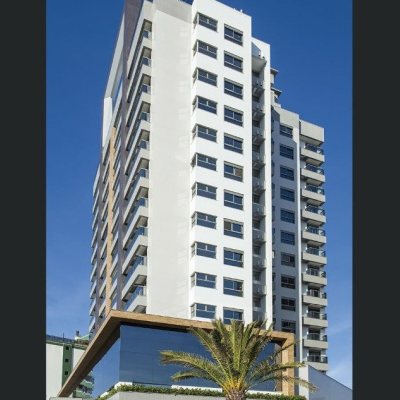 Apartamentos com 131m², 3 quartos, 3 suítes, 3 garagens, no bairro Estreito em Florianópolis