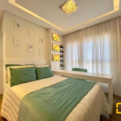 Apartamentos com 131m², 3 quartos, 3 suítes, 3 garagens, no bairro Estreito em Florianópolis