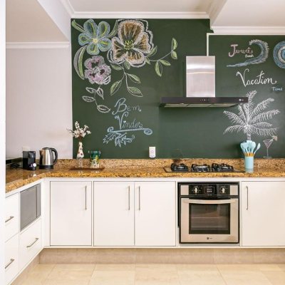 Casa em Condomínio com 200m², 3 quartos, 3 suítes, 4 garagens, no bairro Jurerê Internacional em Florianópolis