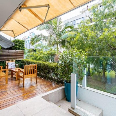 Casa em Condomínio com 200m², 3 quartos, 3 suítes, 4 garagens, no bairro Jurerê Internacional em Florianópolis