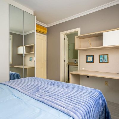 Casa em Condomínio com 200m², 3 quartos, 3 suítes, 4 garagens, no bairro Jurerê Internacional em Florianópolis