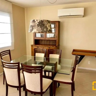 Apartamentos com 121m², 3 quartos, 1 suíte, 2 garagens, no bairro Agronômica em Florianópolis