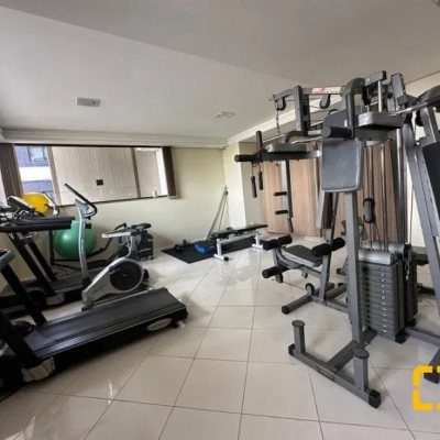 Apartamentos com 121m², 3 quartos, 1 suíte, 2 garagens, no bairro Agronômica em Florianópolis