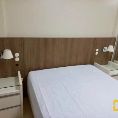 Apartamentos com 121m², 3 quartos, 1 suíte, 2 garagens, no bairro Agronômica em Florianópolis