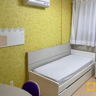 Apartamentos com 121m², 3 quartos, 1 suíte, 2 garagens, no bairro Agronômica em Florianópolis