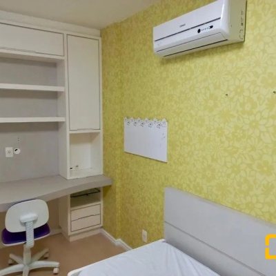 Apartamentos com 121m², 3 quartos, 1 suíte, 2 garagens, no bairro Agronômica em Florianópolis